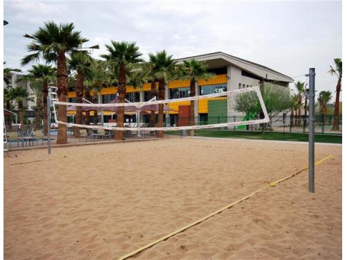 Vista del Sol Tempe Exterior and Clubhouse