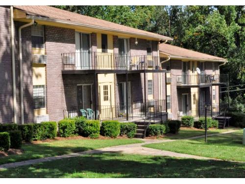 Kenco Lavista Apartments Atlanta Exterior and Clubhouse