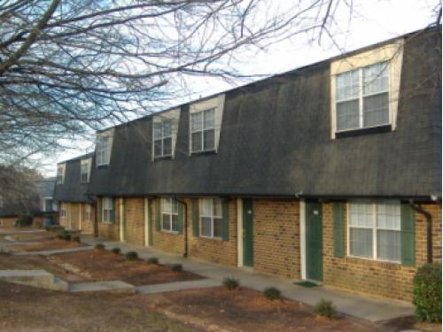 Gorman Crossings Raleigh Exterior and Clubhouse