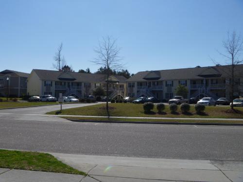 Holton Place Condos Wilmington Exterior and Clubhouse