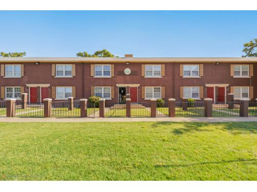 Siena Townhomes Lubbock Exterior and Clubhouse